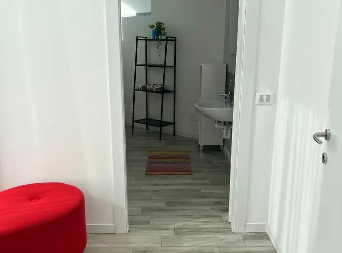 La Del Testa Matta Konukevi Travedona