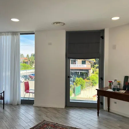 게스트하우스 La Del Testa Matta 3*