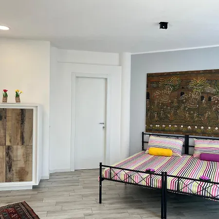 게스트하우스 La Del Testa Matta Travedona